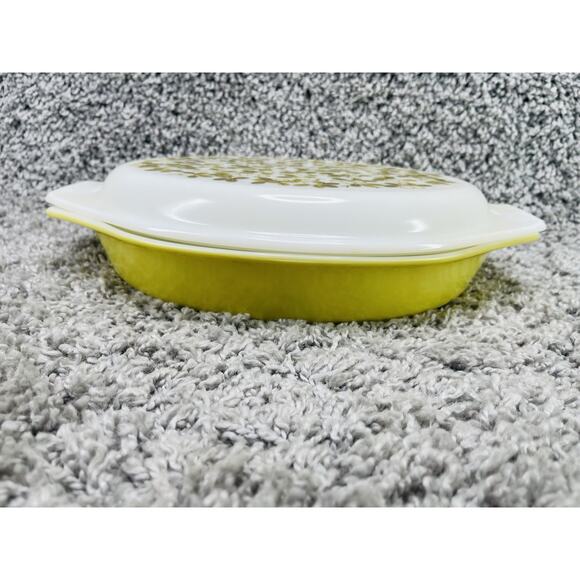 Vintage Pyrex Verde Green Olive Divided Split Casserole Dish with Lid 1.5 Qt - Picture 3 of 10